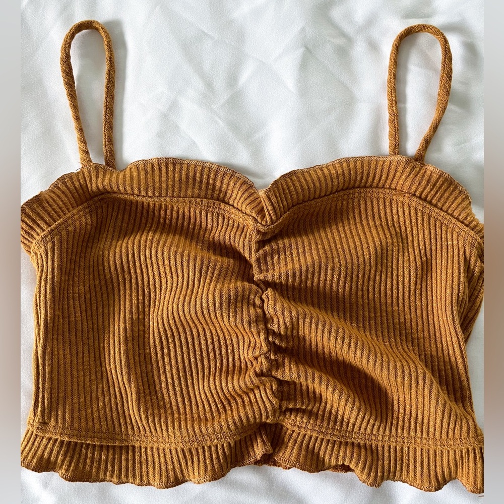 Forever 21 Yellow Ruffle Trim Rib Knit Crop Top Size Small - Picture 2 of 10